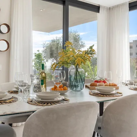 Golf & Seaview With Heated Private Pool