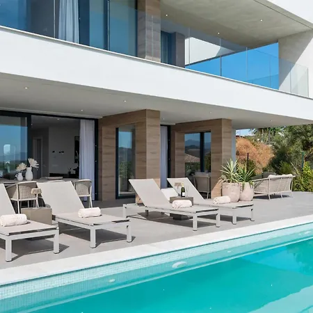 Golf & Seaview With Heated Private Pool