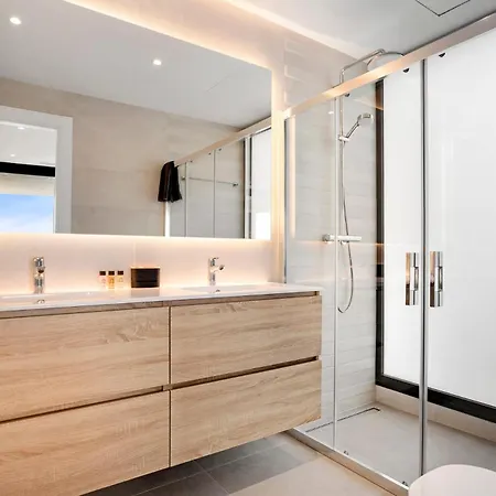 Golf & Seaview With Heated Private Pool Вилла