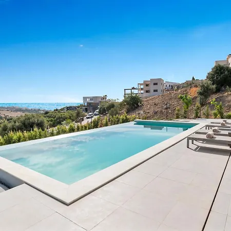 Golf & Seaview With Heated Private Pool Вилла