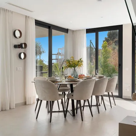 Golf & Seaview With Heated Private Pool * Estepona