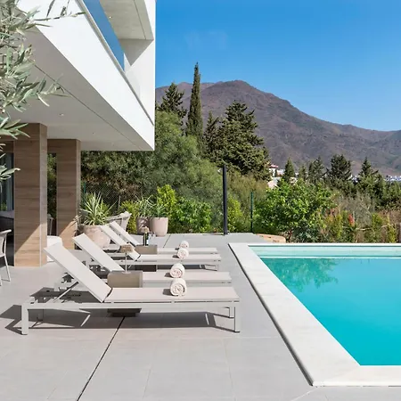 Golf & Seaview With Heated Private Pool