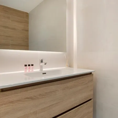 Golf & Seaview With Heated Private Pool Vila