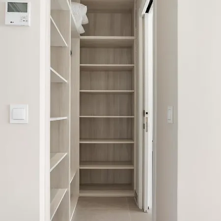 Golf & Seaview With Heated Private Pool Estepona