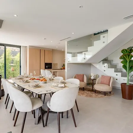 Golf & Seaview With Heated Private Pool * Estepona