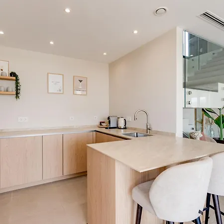 Golf & Seaview With Heated Private Pool