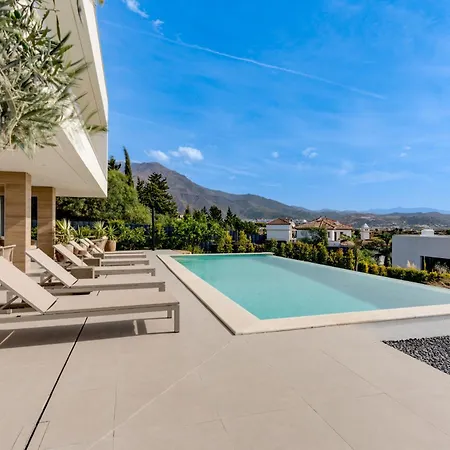 Golf & Seaview With Heated Private Pool * Estepona