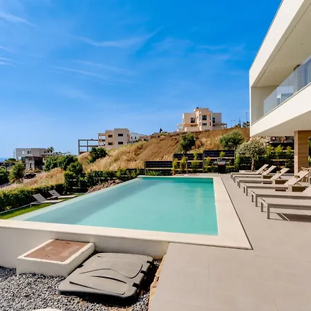 Golf & Seaview With Heated Private Pool Estepona