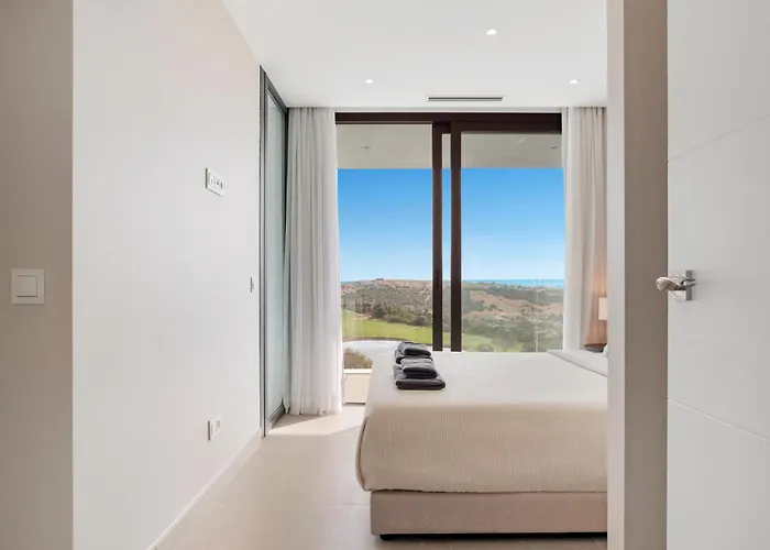 Golf & Seaview With Heated Private Pool * 에스테포나