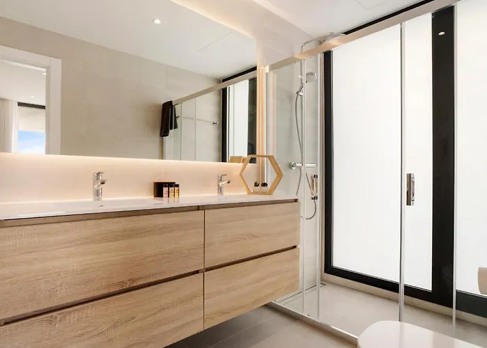 Golf & Seaview With Heated Private Pool 빌라 에스테포나