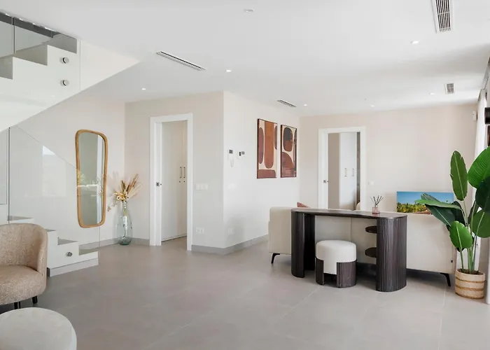 Golf & Seaview With Heated Private Pool * Estepona