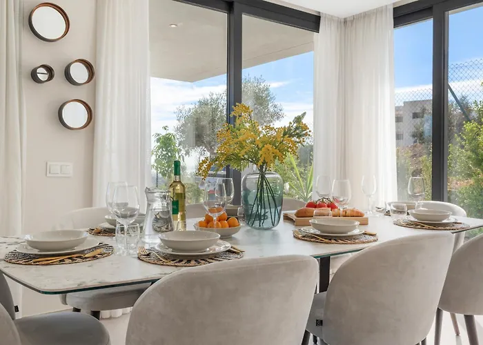 Golf & Seaview With Heated Private Pool