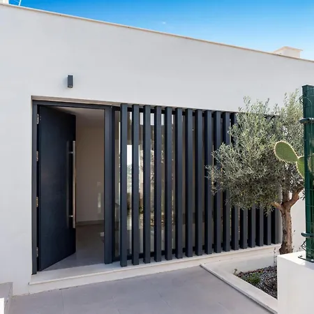 Golf & Seaview With Heated Private Pool Villa